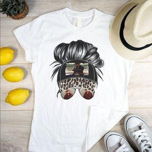 Super cute Yellowstone messy bun tee
